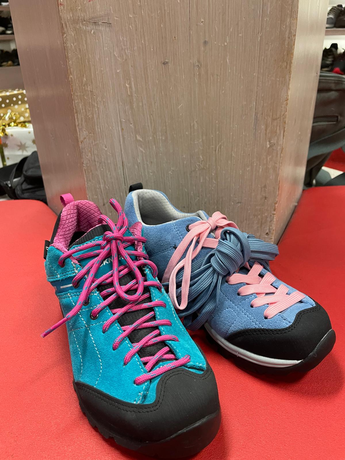 Trekkingschuhe bei Schuhhaus Öfner in Zirl - Bild 1